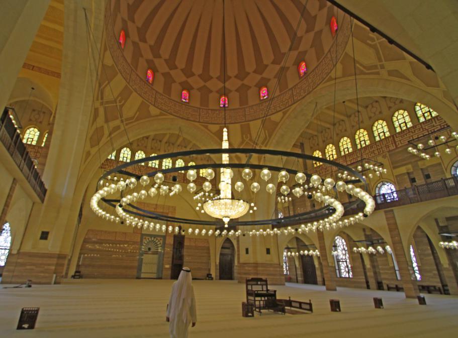 Bahrain-Al-FatehMosque-11AUG13-01