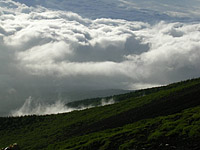 MtFuji-27JUN04-20.JPG (72662 bytes)