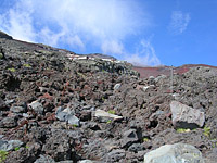 MtFuji-27JUN04-44.JPG (161935 bytes)