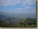 LakeHodges-11NOV03-20-BernardoViews.JPG (52597 bytes)