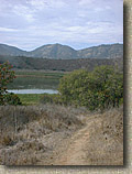 LakeHodges-11NOV03-36-HQHill.JPG (69903 bytes)