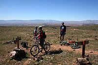 images/Trails/UT-BrokenMesa/BrokenMesa-IceHouse-9APR06-11.jpg