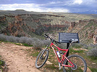 images/Trails/Utah-StGeorge/Roadtrip2005-Day4-HurricanceCliffs-16.jpg