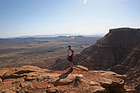 images/Trails/UT-Gooseberry2006/GooseberryMesa-8APR06-52.jpg