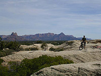 images/Trails/Utah-StGeorge/RoadTrip2005-Day3-Gooseberry-08.jpg