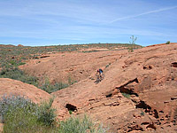 images/Trails/Utah-StGeorge/Roadtrip2005-Day9-ChurchRocks-22.jpg